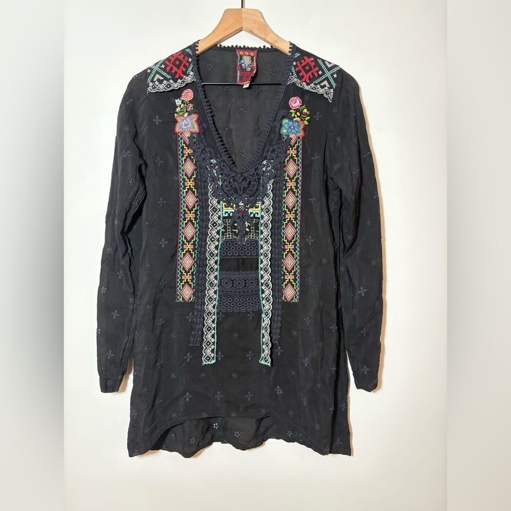 Johnny Was Black Floral Embroidered Peasant Tunic -XS